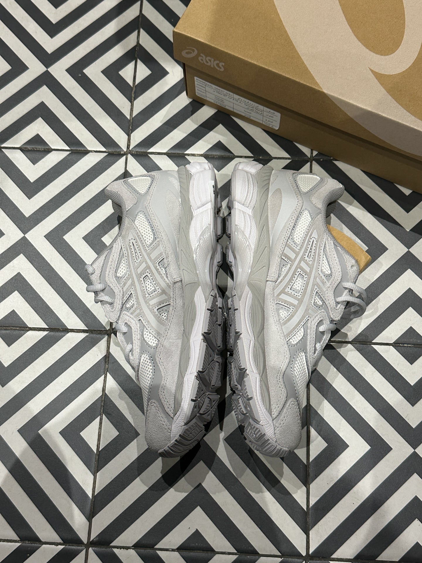 Asics Gel NYC Cloud Grey (Taille 41,5)