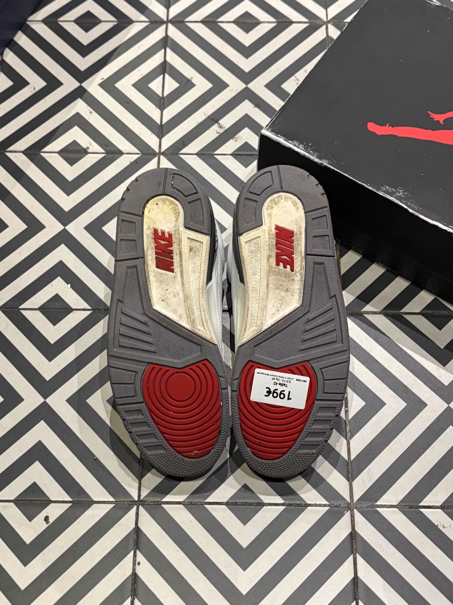 Jordan 3 White Cement Reimagined (Taille 42)