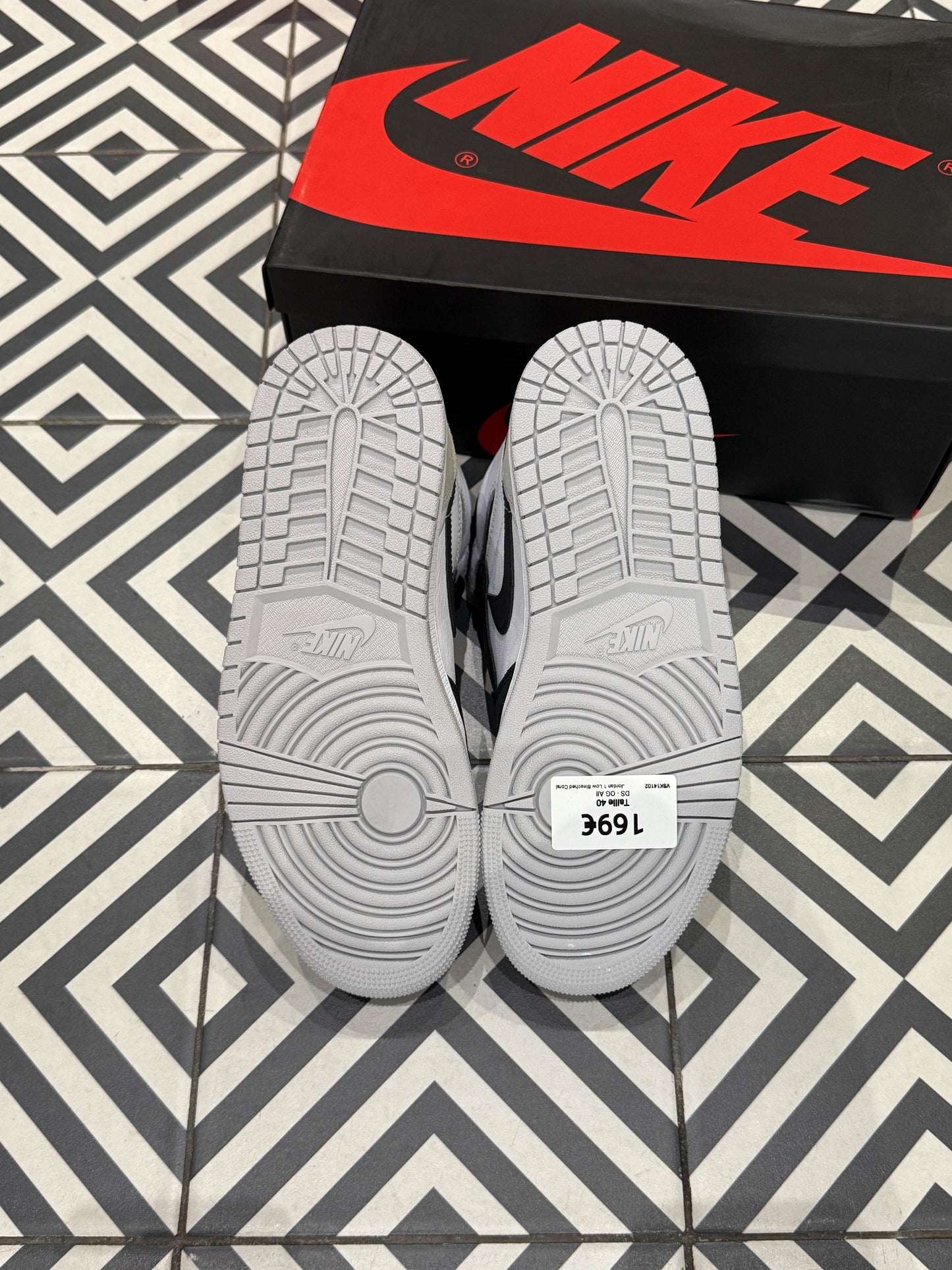 Jordan 1 Low Bleached Coral (Taille 40)