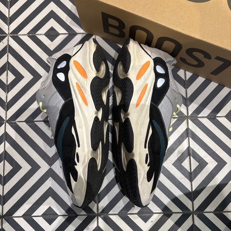 Yeeyz 700 Wave Runner (Taille 46 2/3)