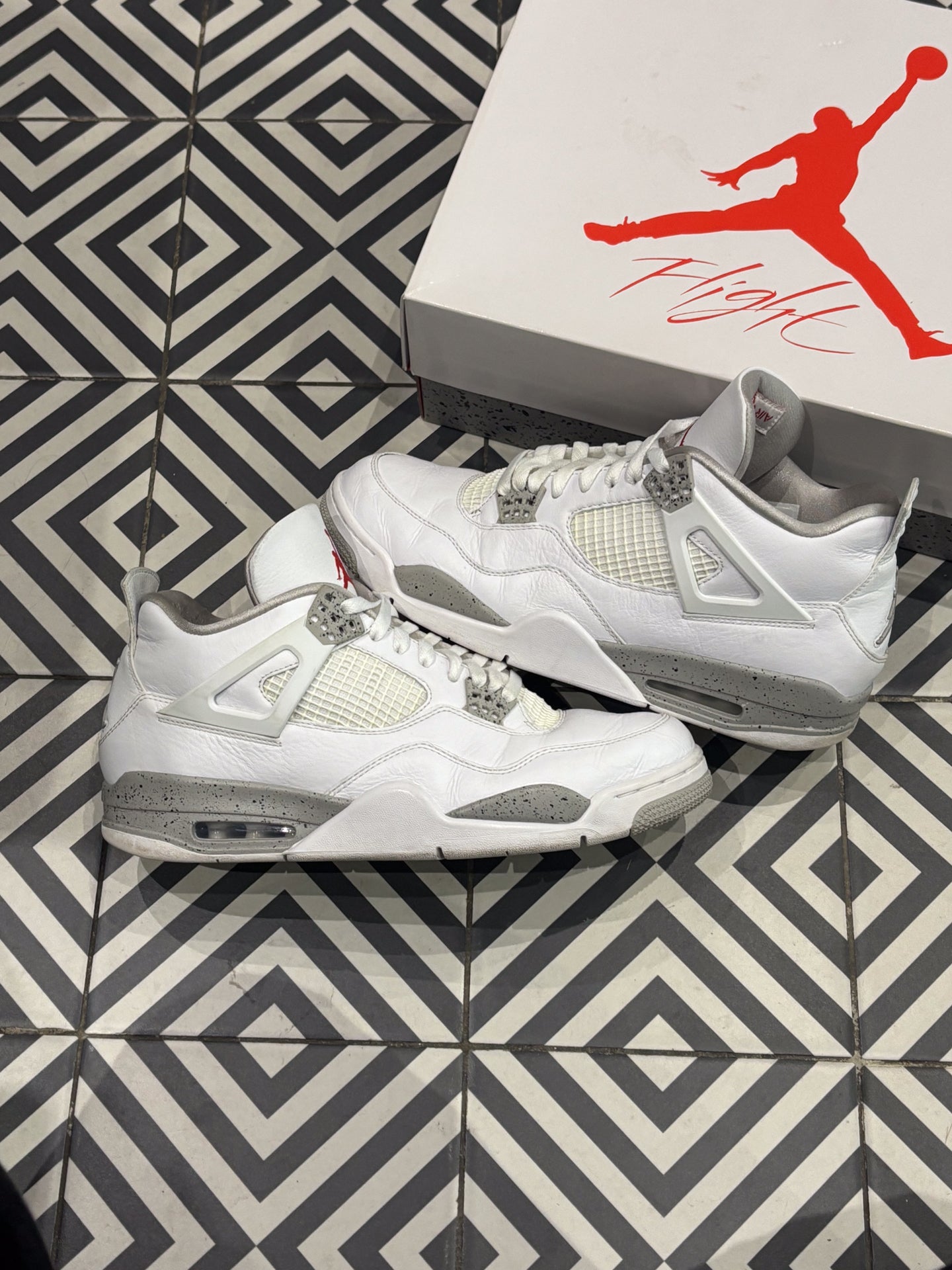 Jordan 4 White Oreo (Taille 47)