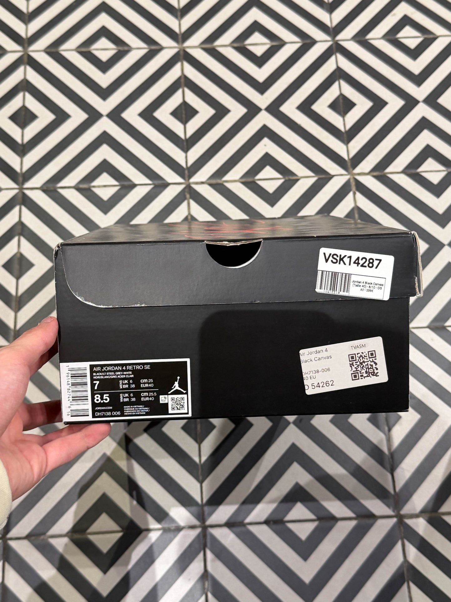 Jordan 4 Black Canvas (Taille 40)