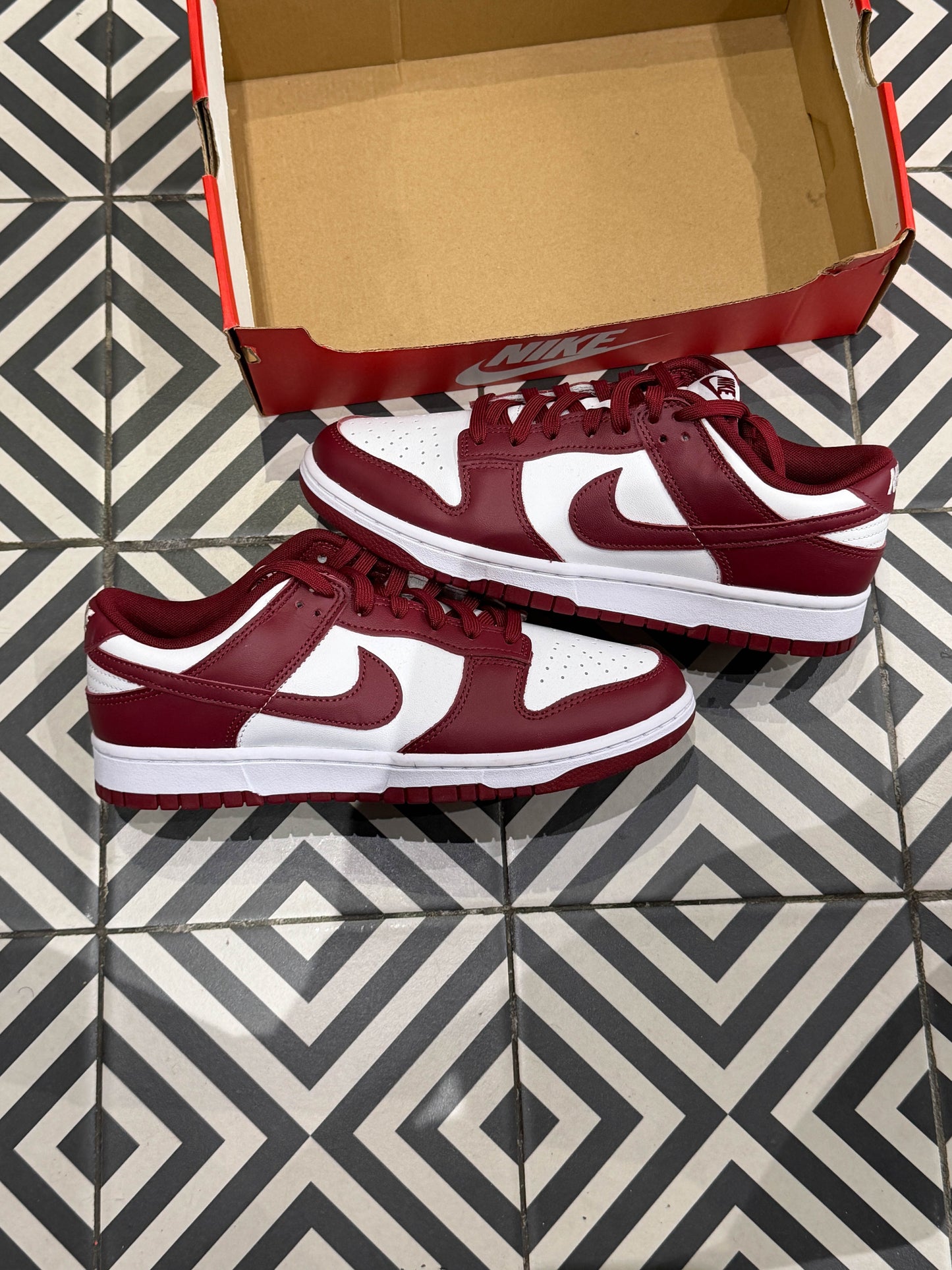 Dunk Low Team Red (Taille 42,5)