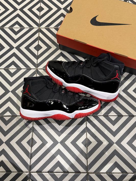 Jordan 11 Bred 2019 (Taille 42,5)