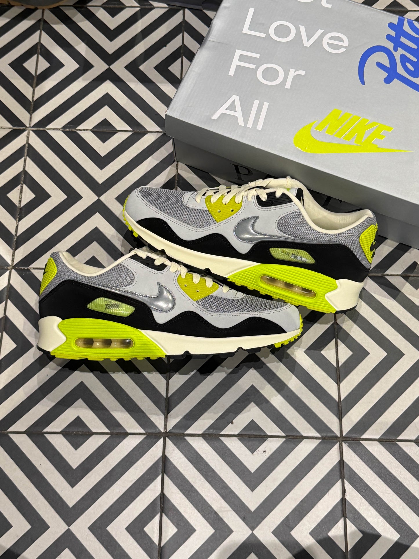 Air Max 90 Patta Yellow (Taille 44,5)