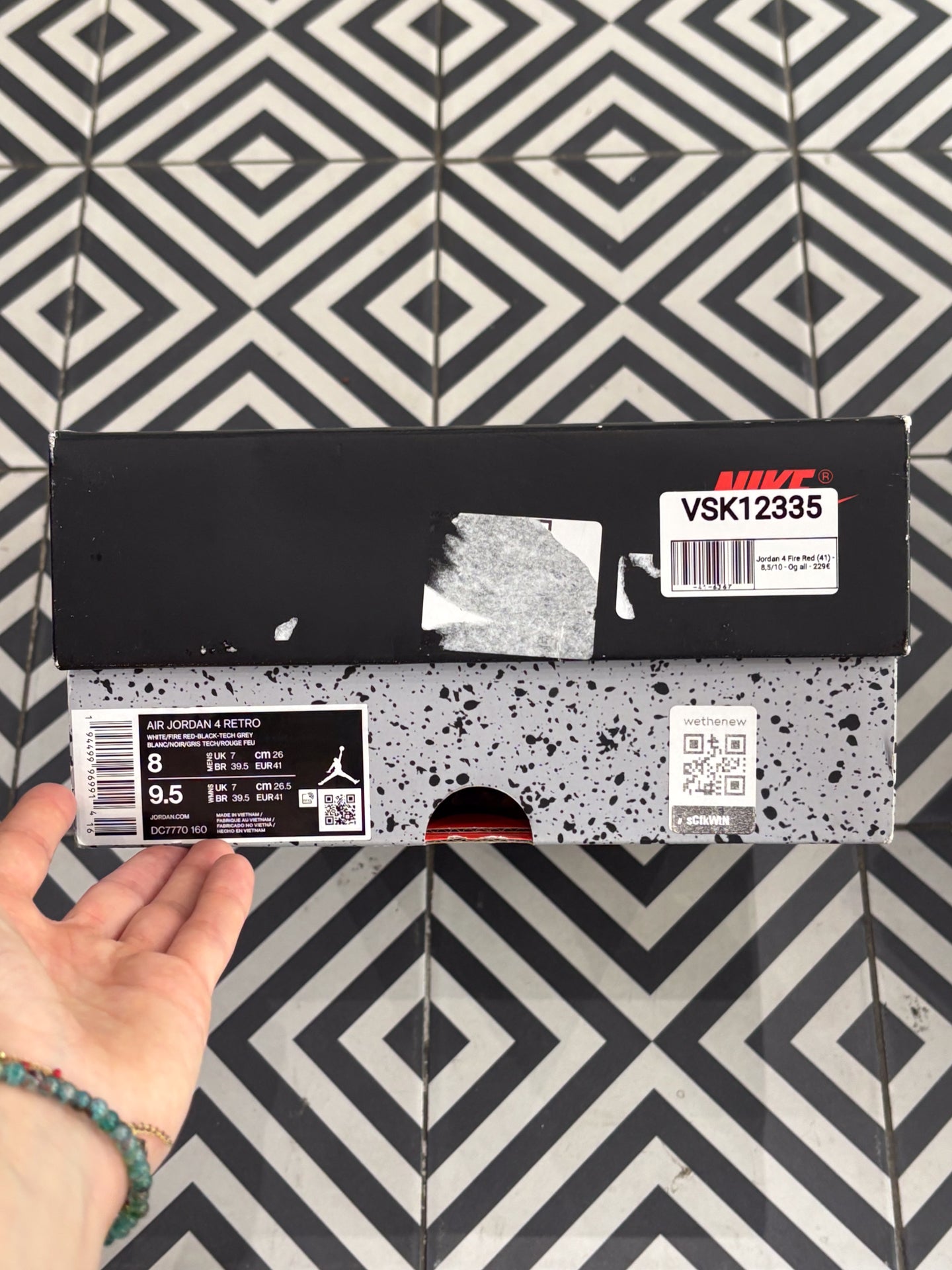 Jordan 4 Fire Red (41)