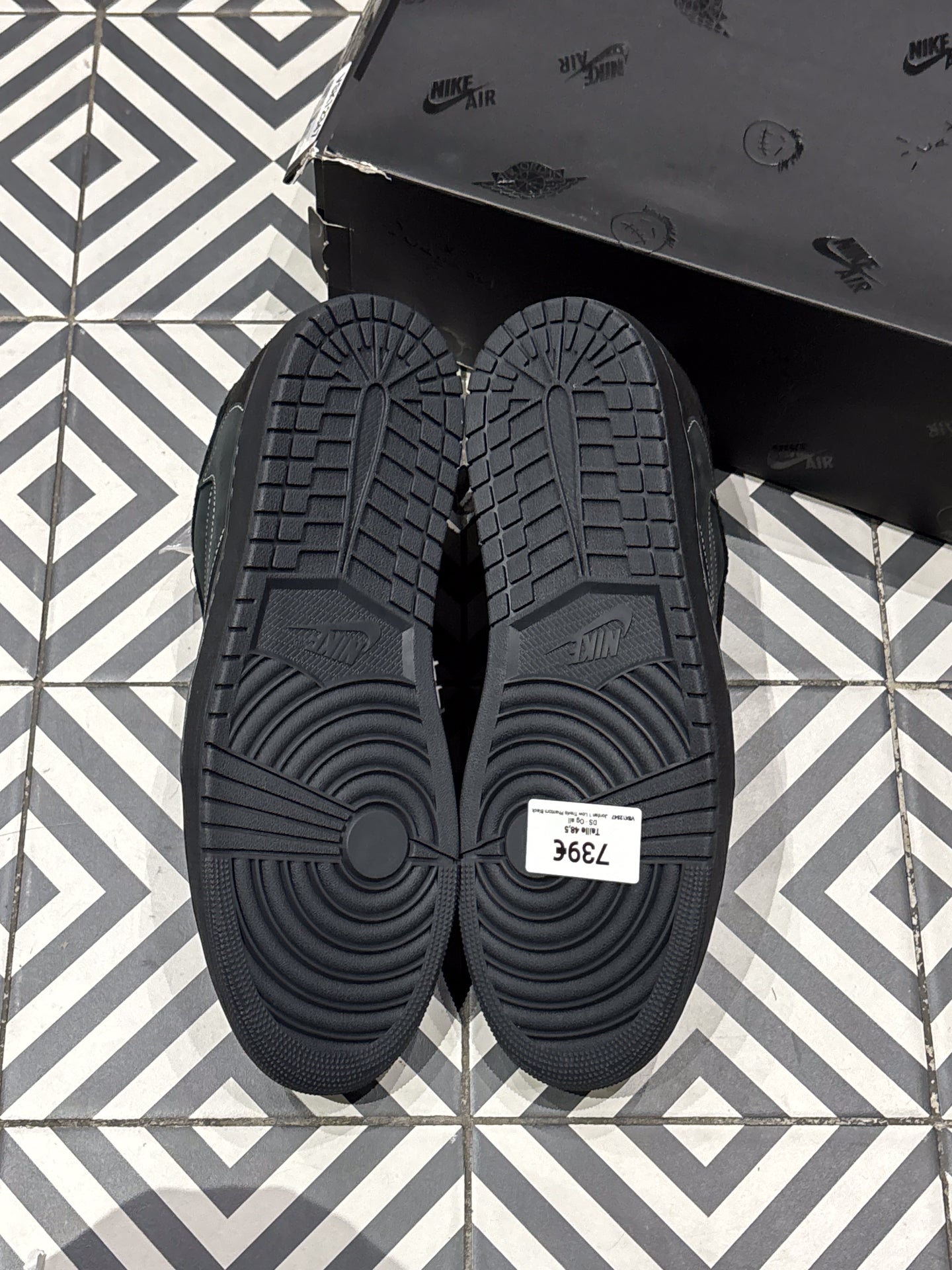 Jordan 1 Low Travis Phantom Black (48,5)