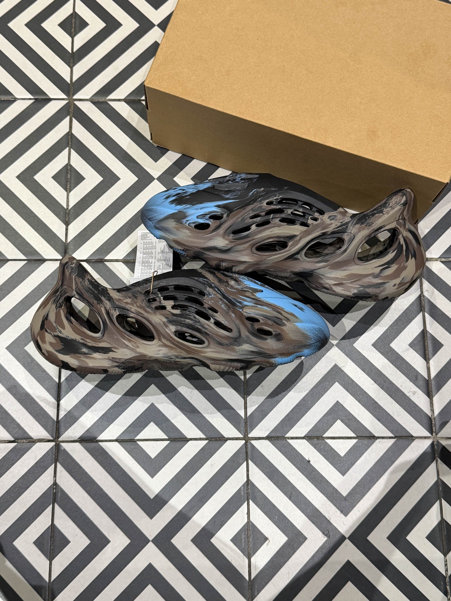 Foam RUnner MX Cinder (Taille 42,5)