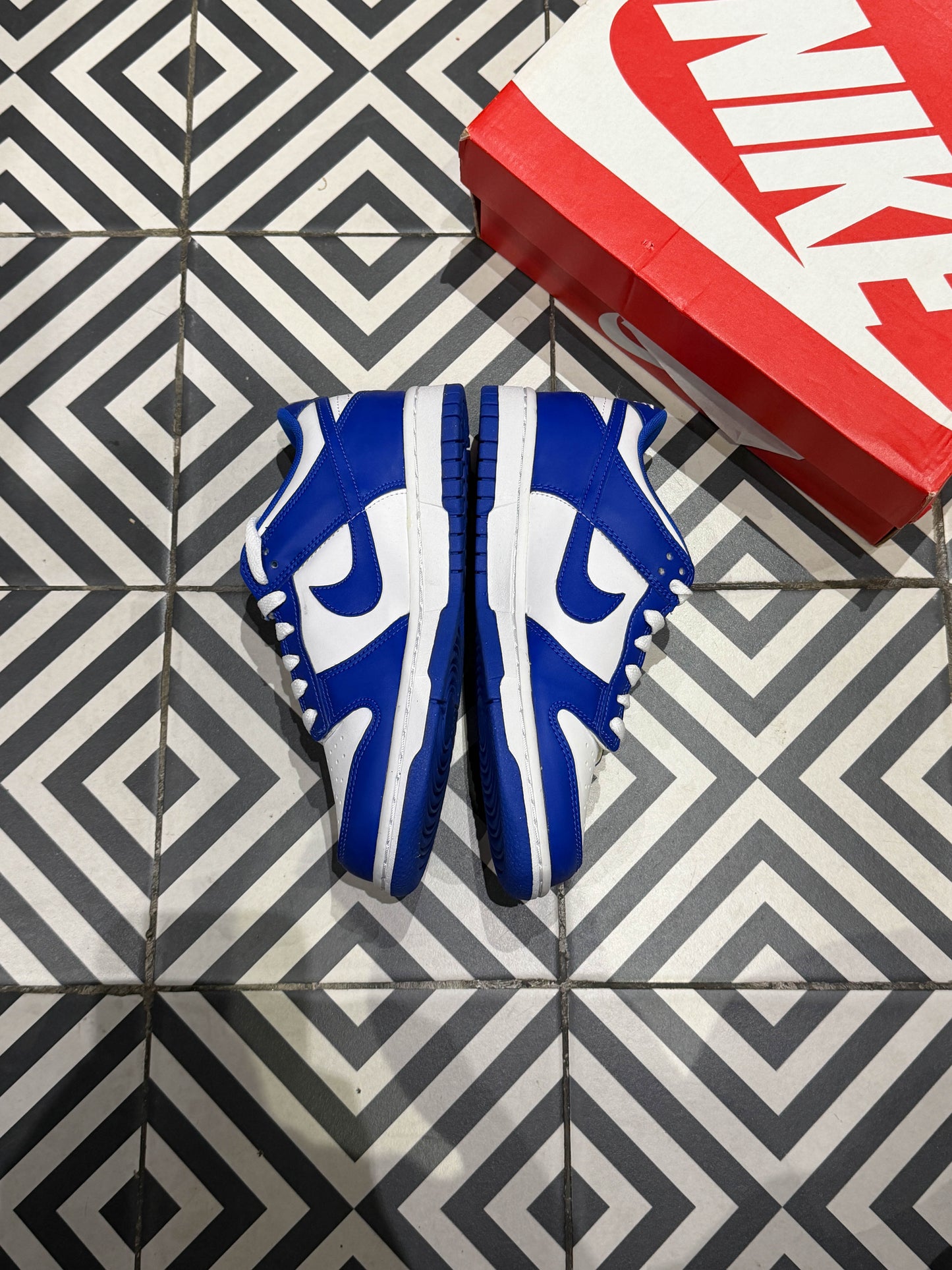 Dunk Low Kentucky GS (Taille 37,5)