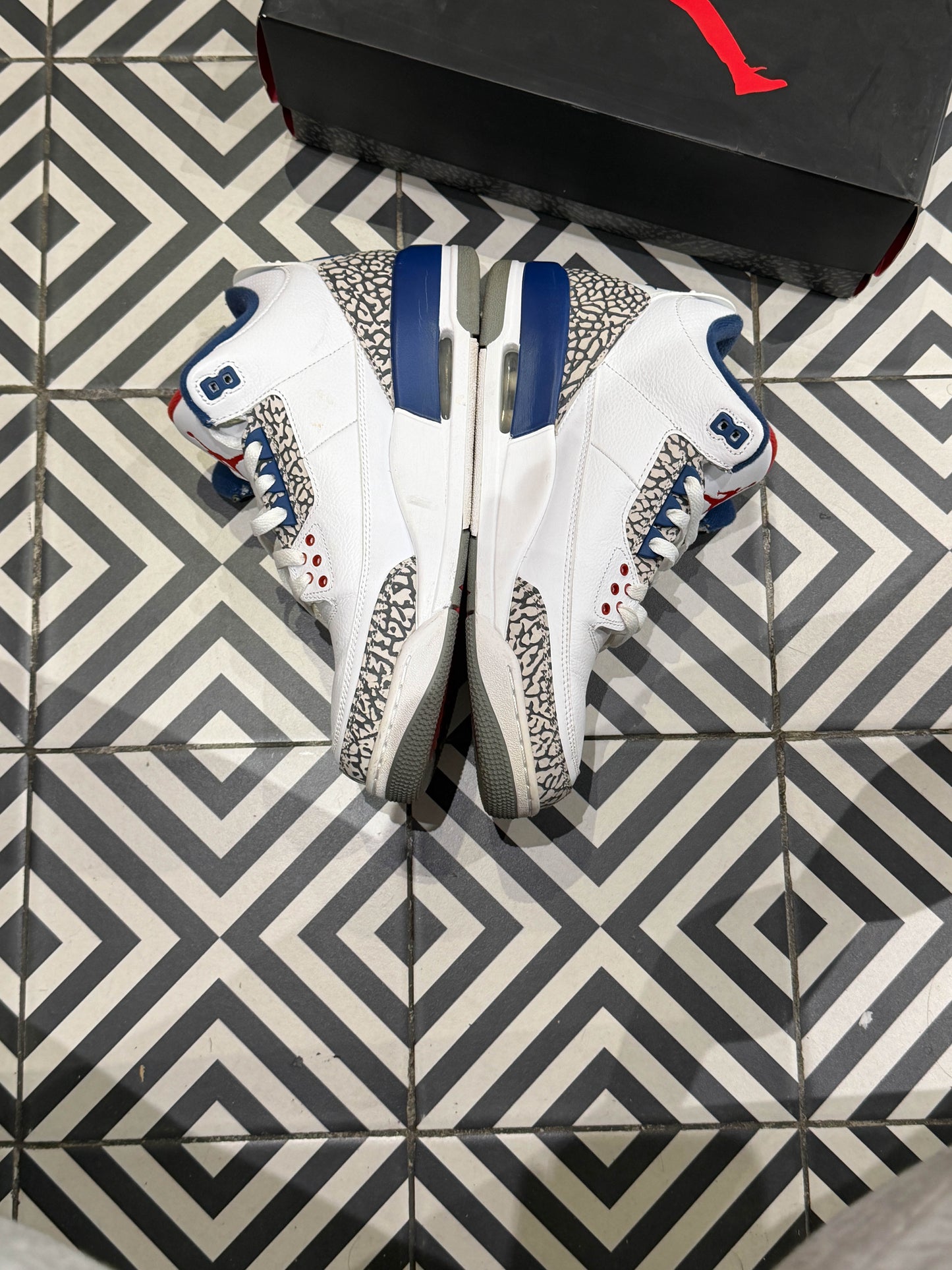 Jordan 3 True Blue (Taille 44)
