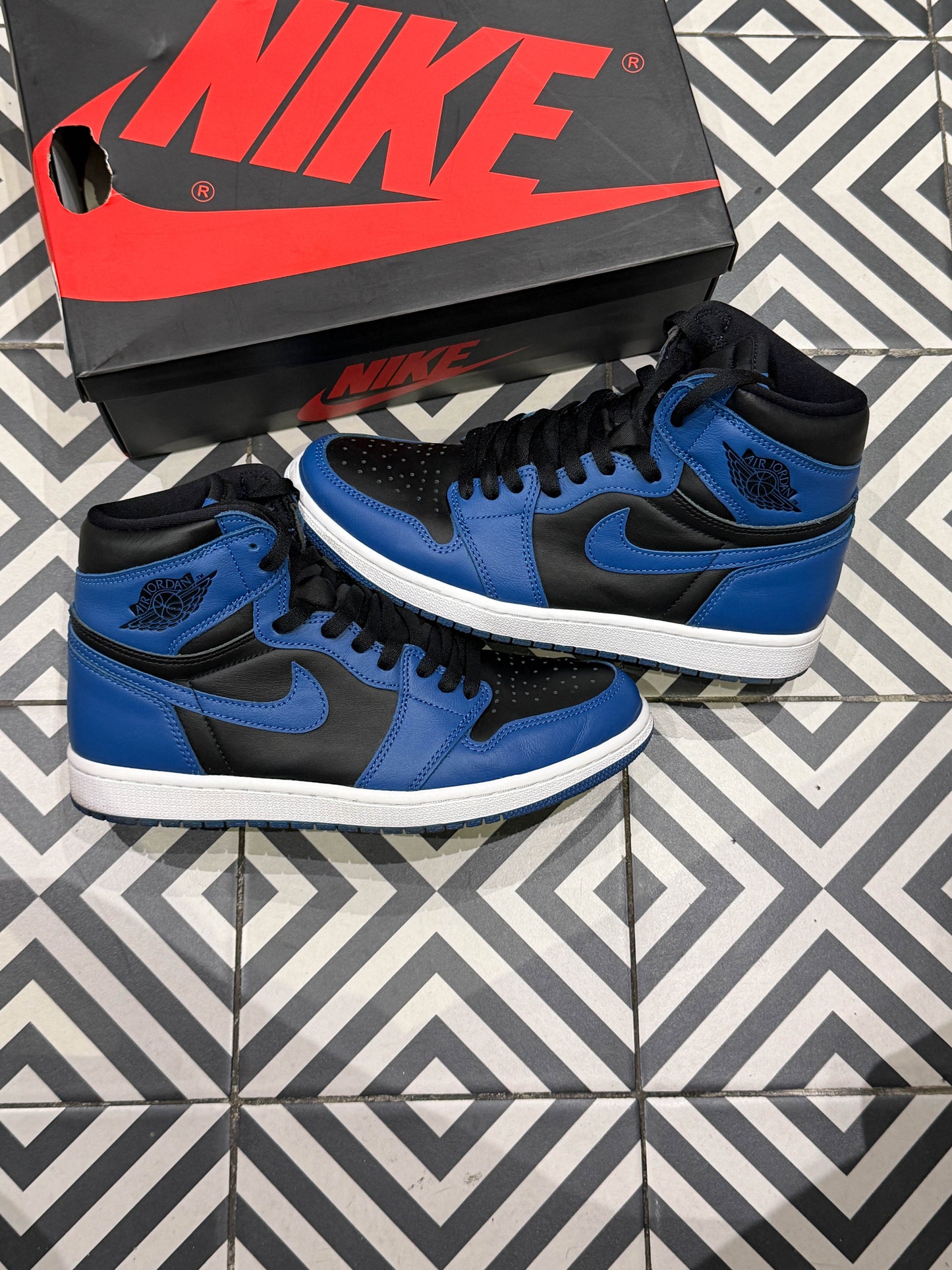 jordan 1 High Marina Blue (Taille 42,5)