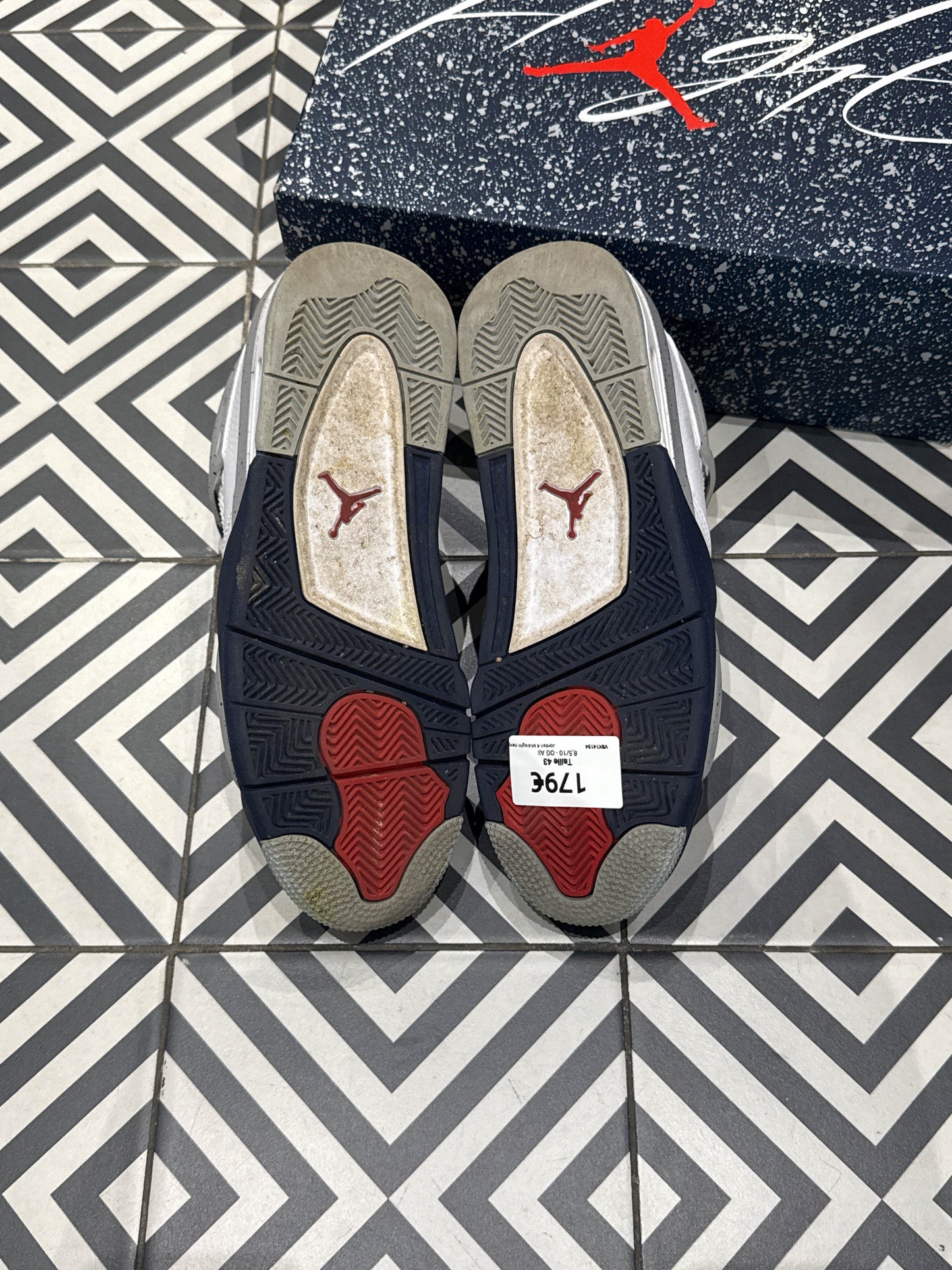 Jordan 4 Midnight navy (Taille 43)