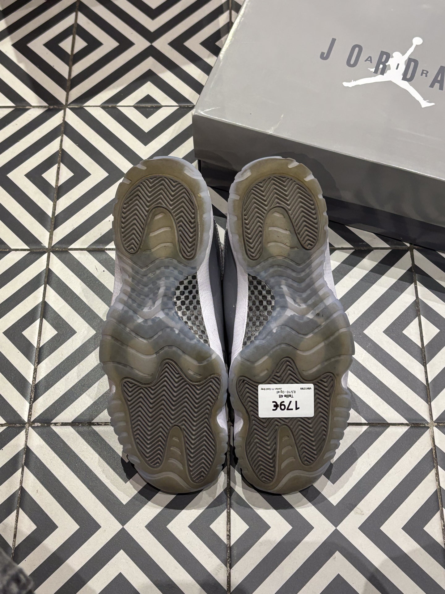 Jordan 11 Cool Grey (Taille 45)