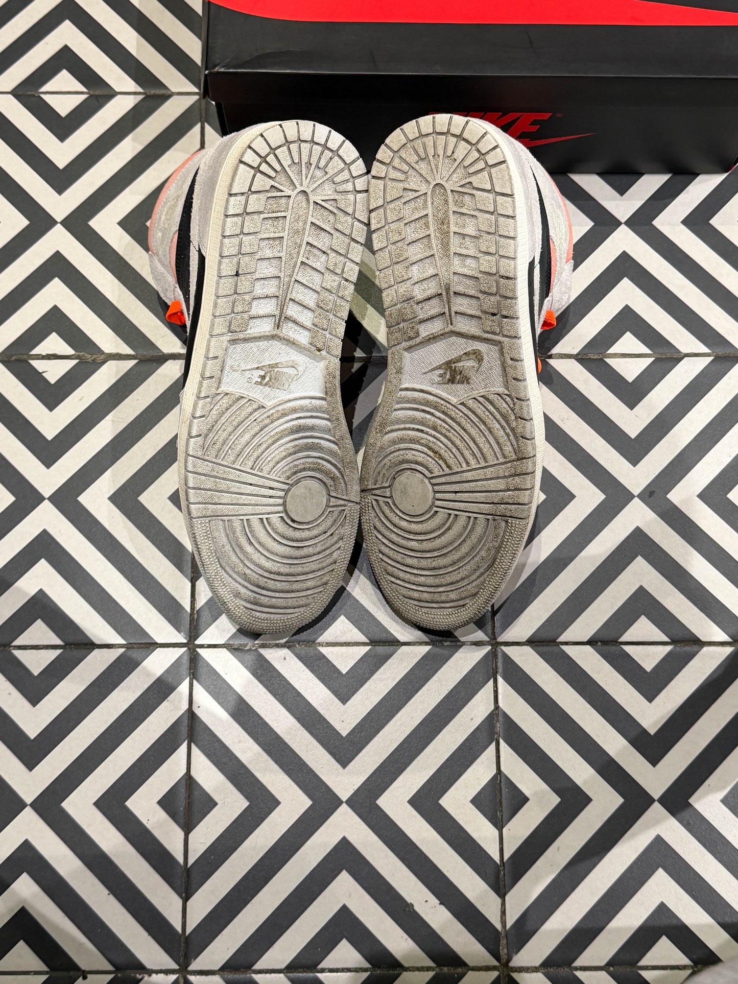 Jordan 1 High Crimson (Taille 47)