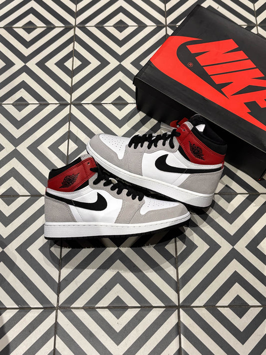 Jordan 1 High Smoke Grey GS (Taille 36,5)