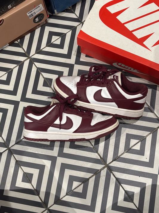 NIKE DUNK LOW Bordeaux (Taille 38,5)