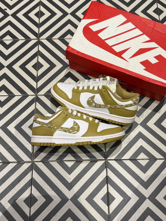 Dunk low Paisley (Taille 36,5)