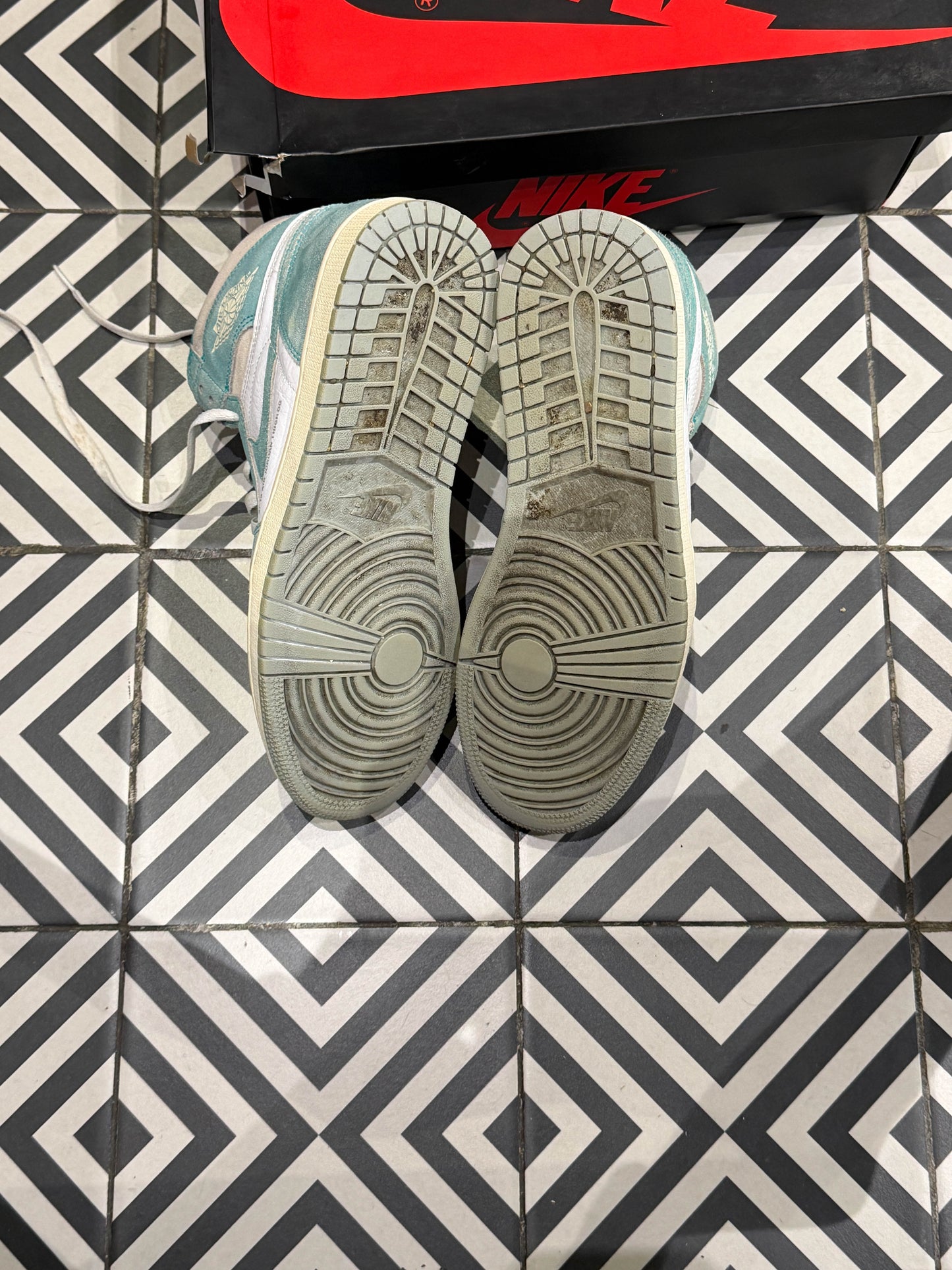 Jordan 1 High Turbo green (Taille 45)