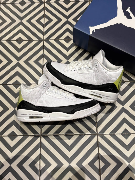 Jordan 3 Fragment (Taille 42,5)