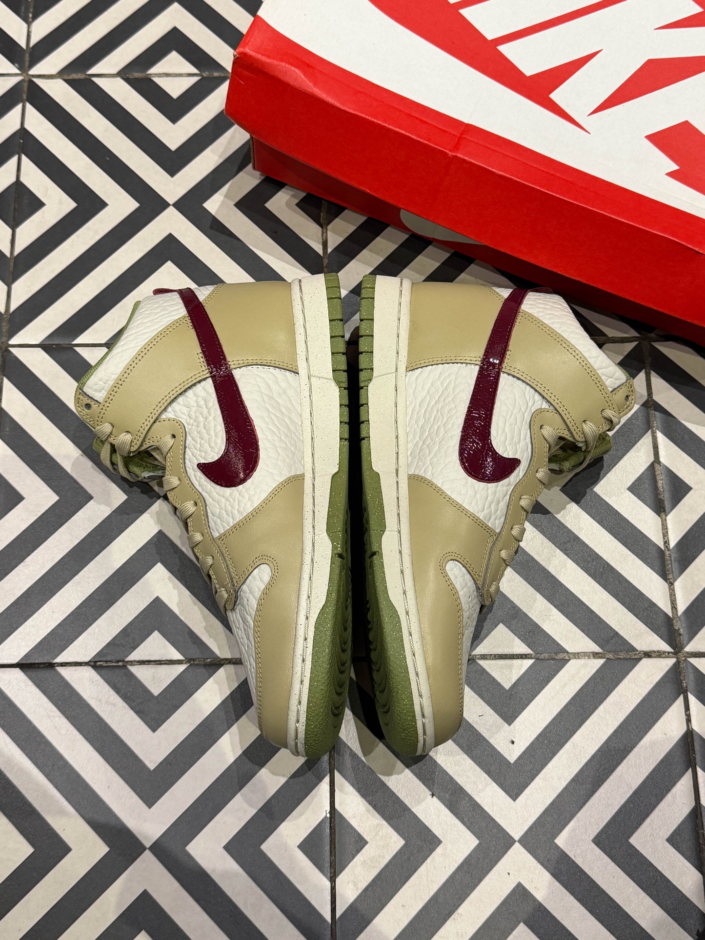 Dunk high Tumbled (Taille 41)