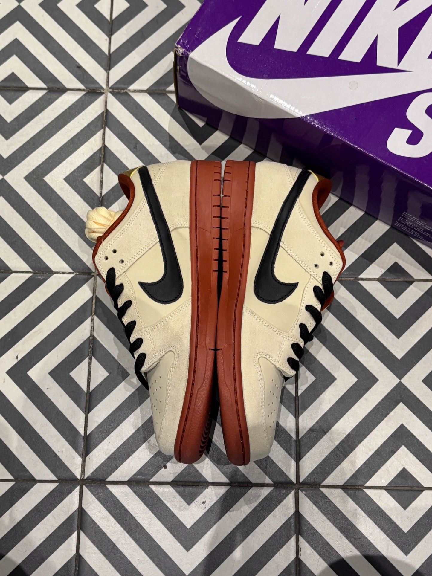 Dunk Sb henessy (Taille 42)