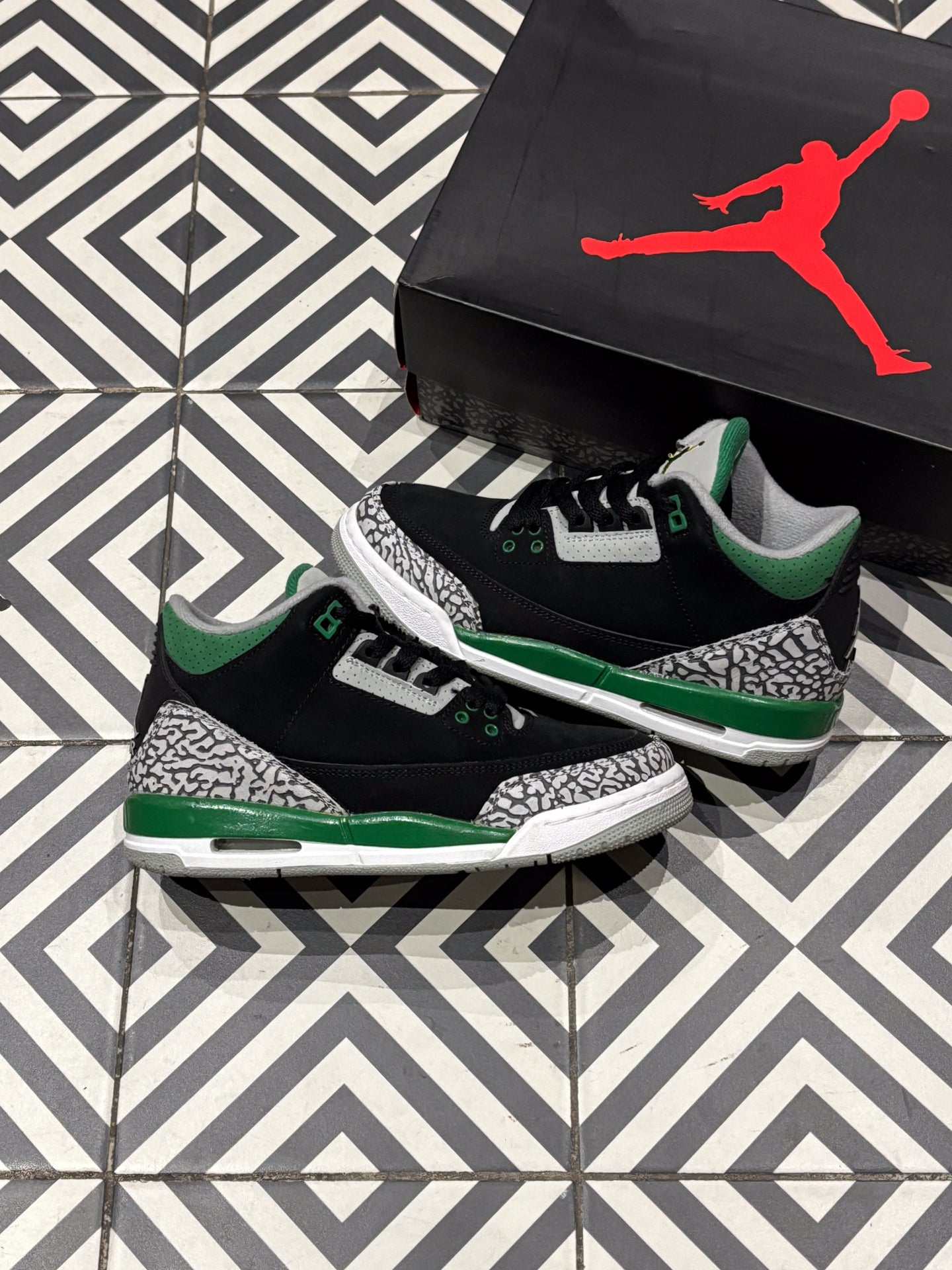 Jordan 3 Pine Green GS (36,5)