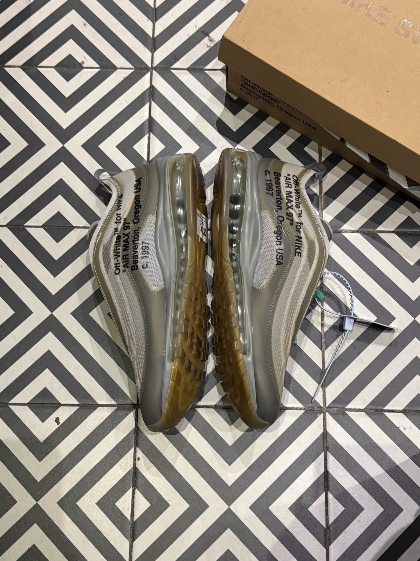 Air Max 97 Off White Manta (Taille 44)