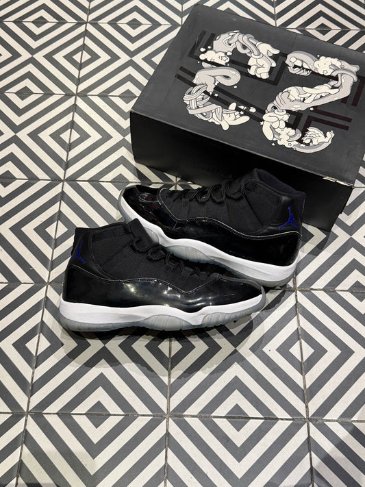 Jordan 11 SpaceJam (Taille 44,5)