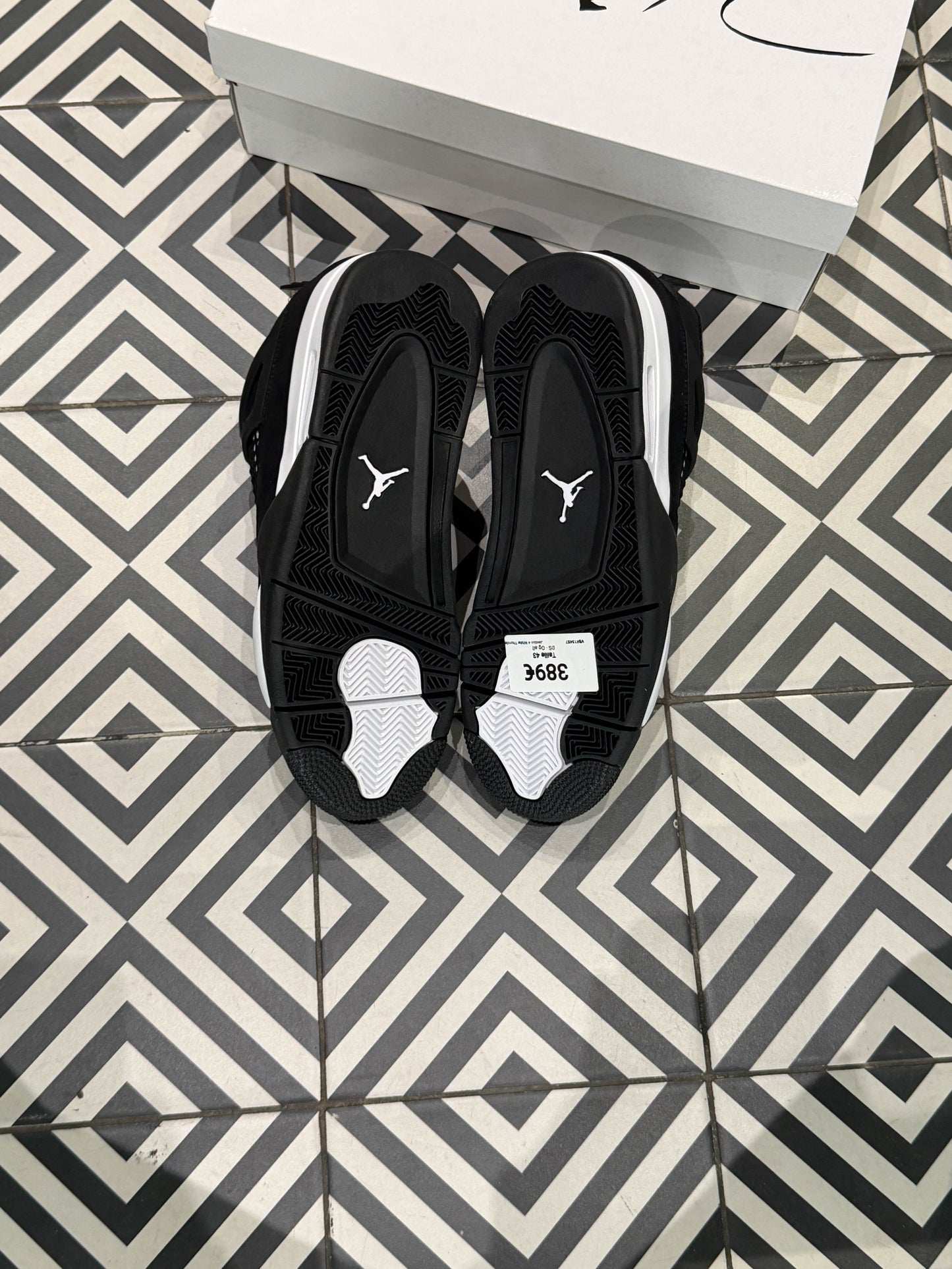 Jordan 4 White Thunder (Taille 43)