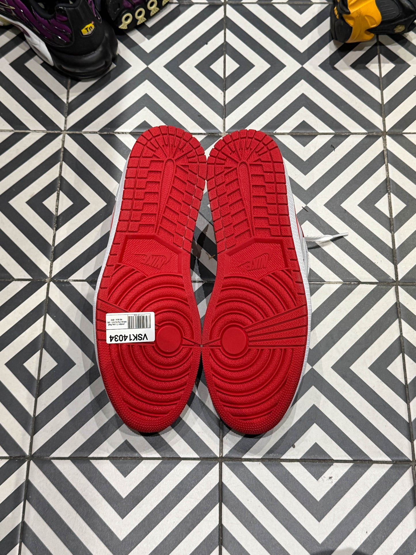 Jordan 1 Low Red White (Taille 47)