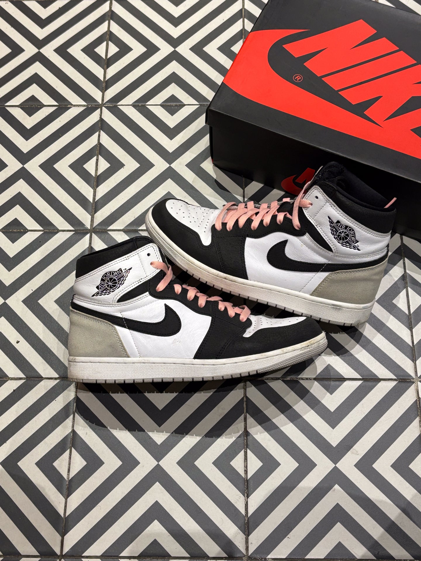Jordan 1 High Bleached Coral (Taille 44)