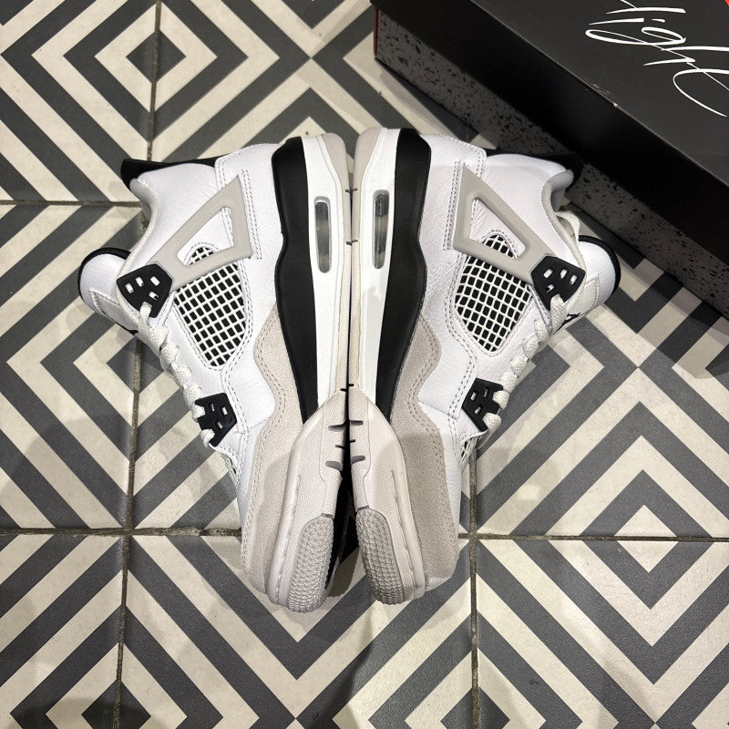 Jordan 4 Military Black GS (Taille 36,5)
