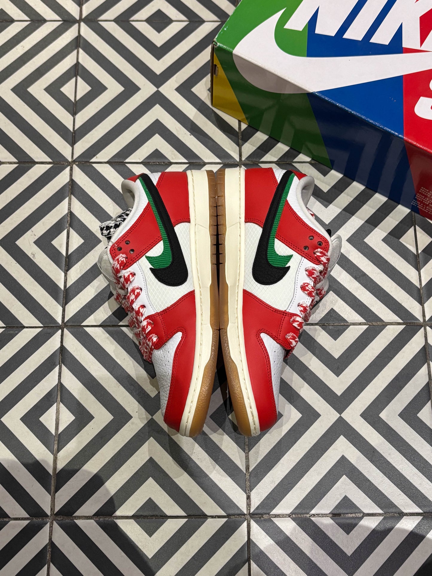 Dunk SB Habibi (Taille 43)