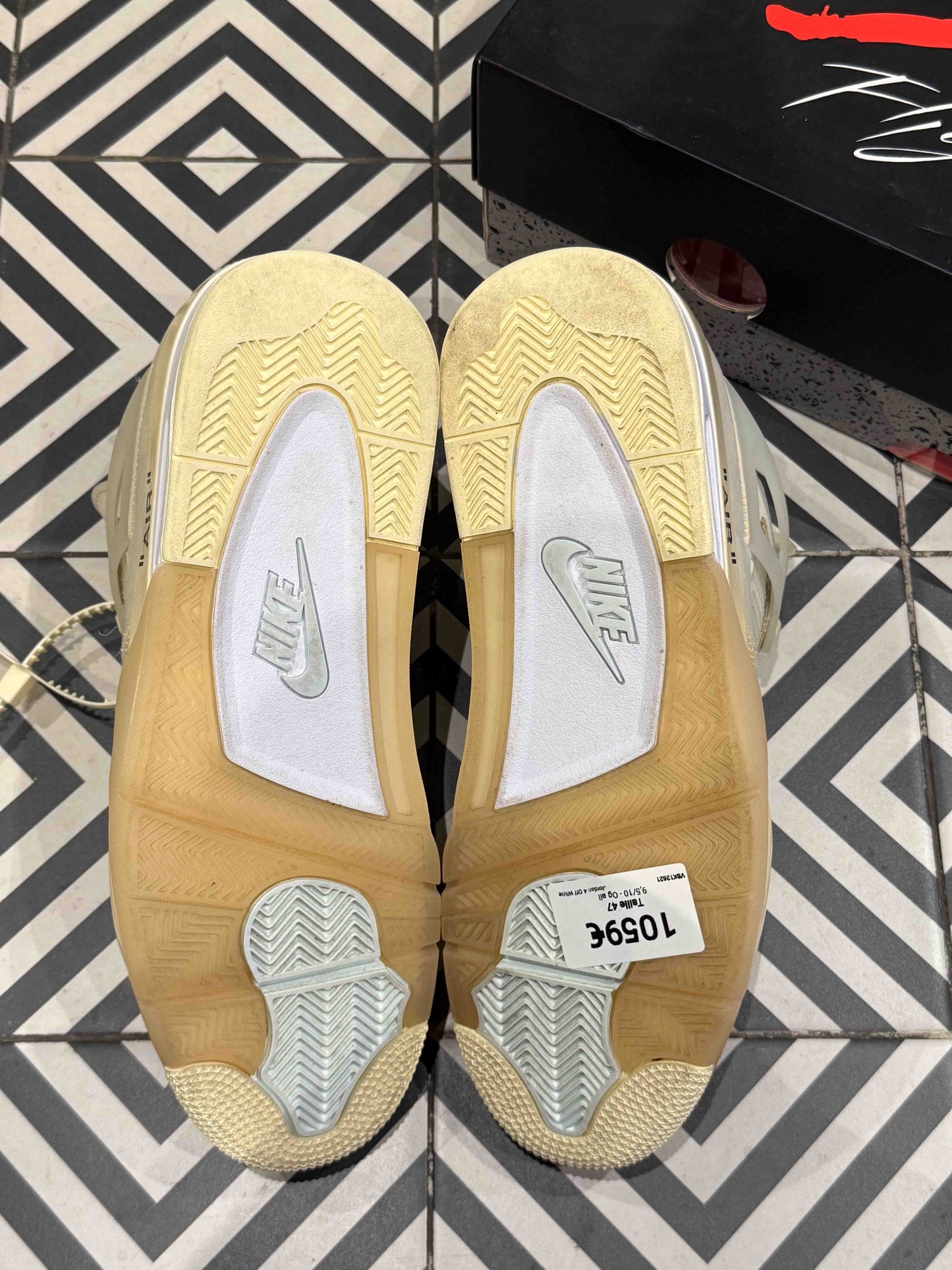 Jordan 4 Off White (Taille 47)