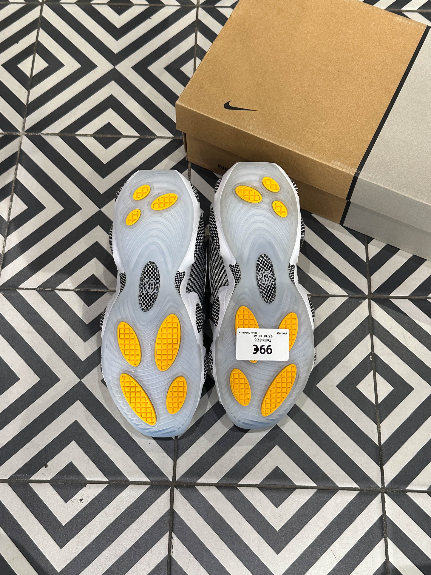 Nocta Glide Black (Taille 37,5)