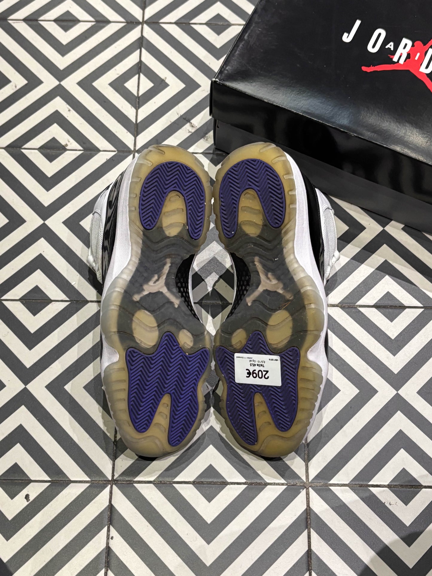 Jordan 11 Concord (Taille 45,5)