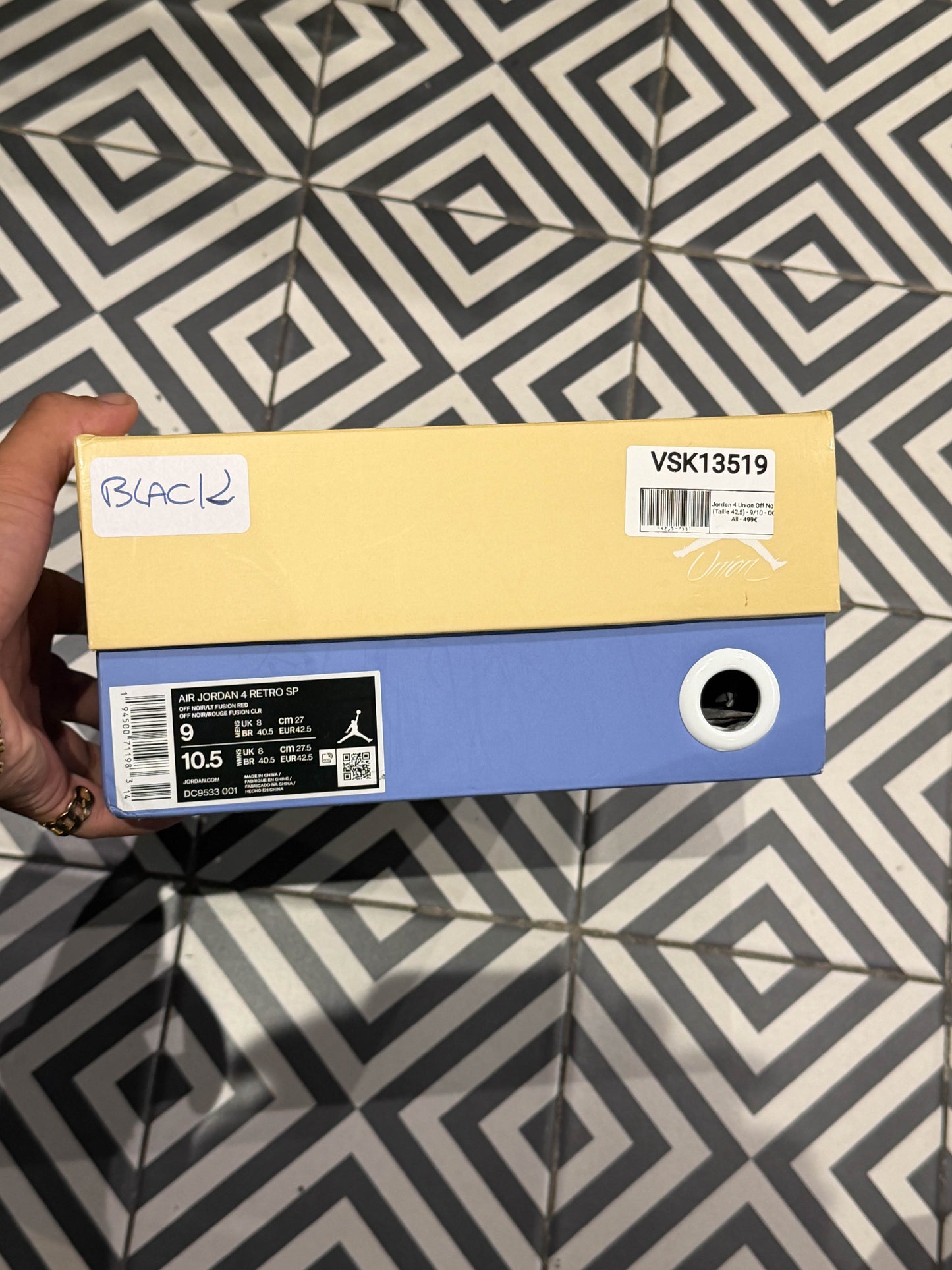 Jordan 4 Union Off Noir (Taille 42,5)