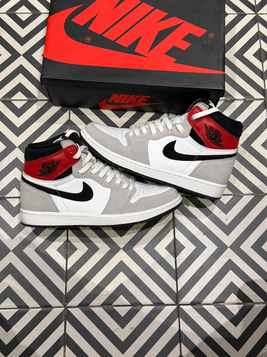 Jordan 1 High Smoke grey (Taille 42,5)