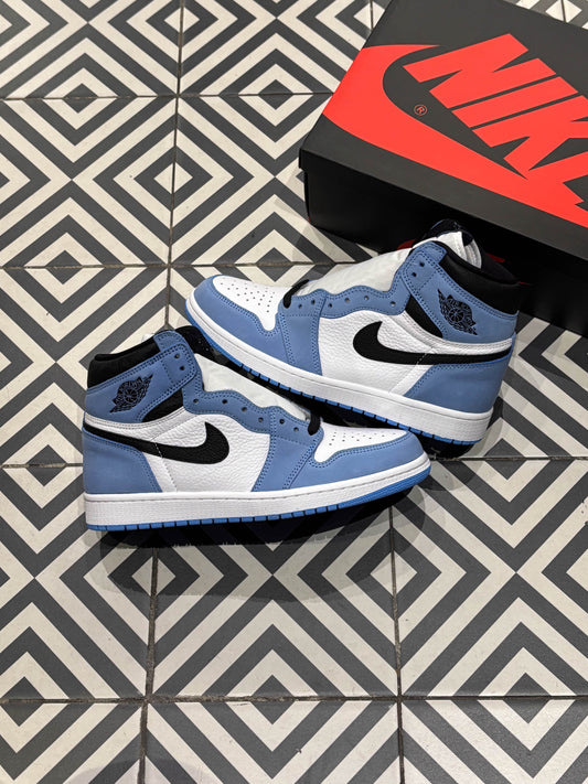 Jordan 1 High University Blue (Taille 42,5)