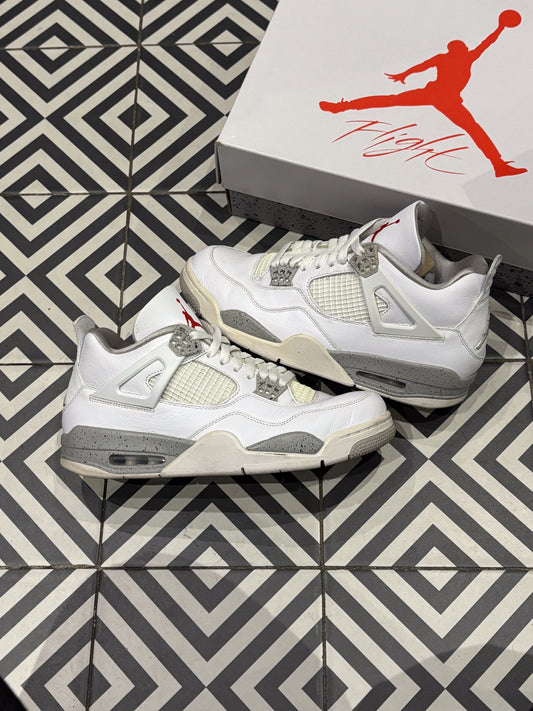 Jordan 4 White Oreo (Taille 44)