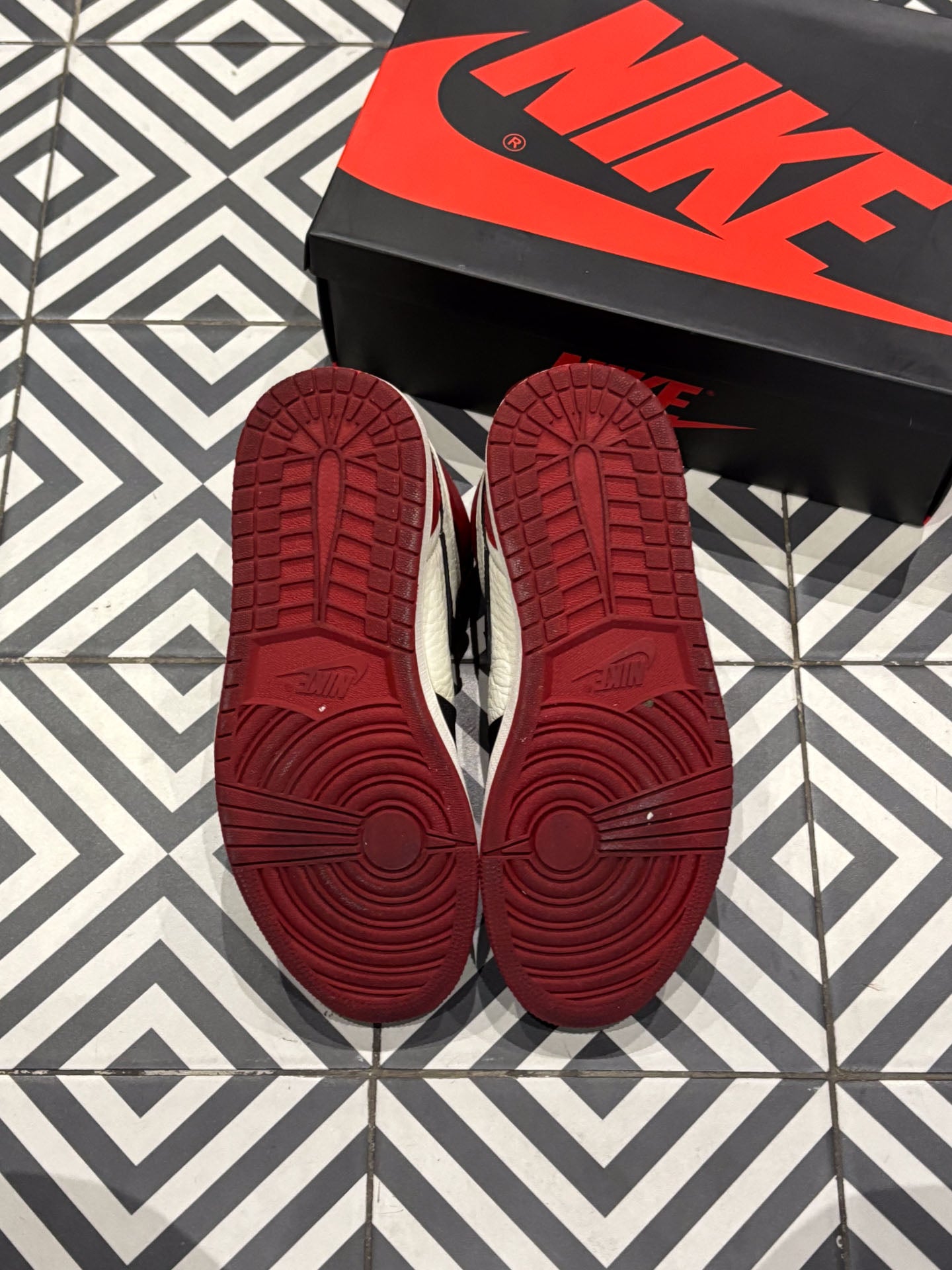 Jordan 1 High Bred Toe (Taille 42)