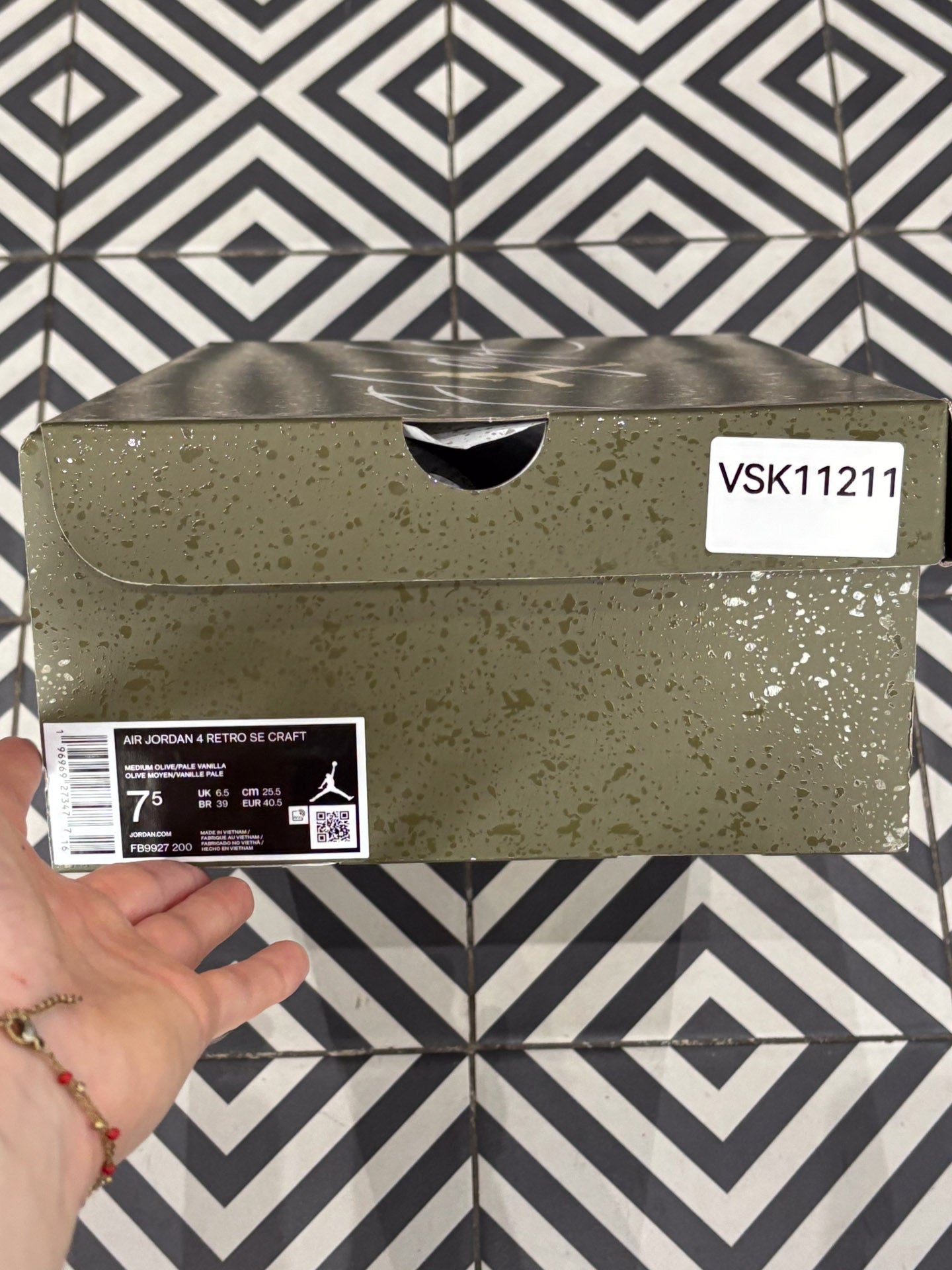 Jordan 4 Craft Olive (Taille 40,5)