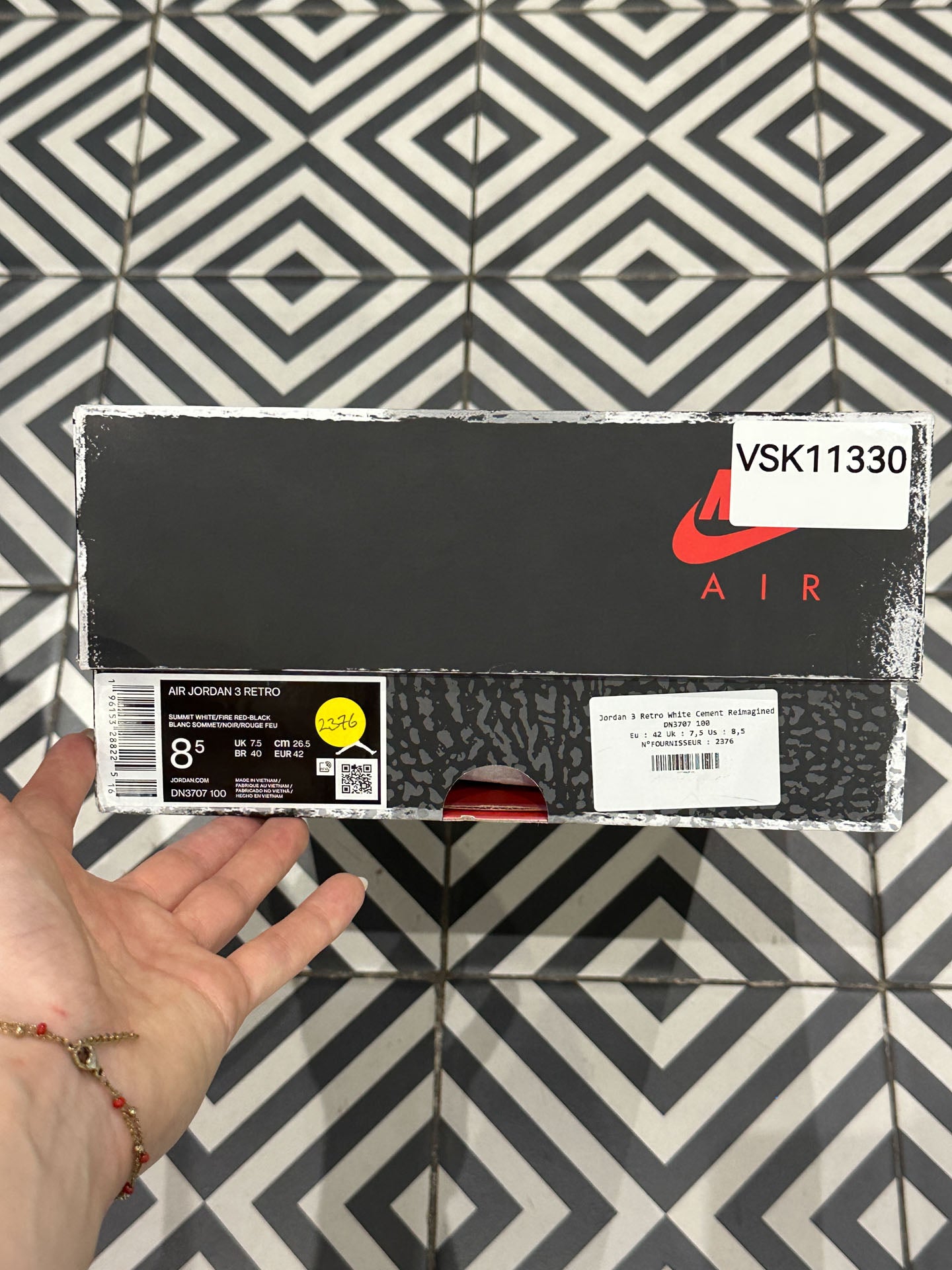Jordan 3 White Cement Reimagined (Taille 42)