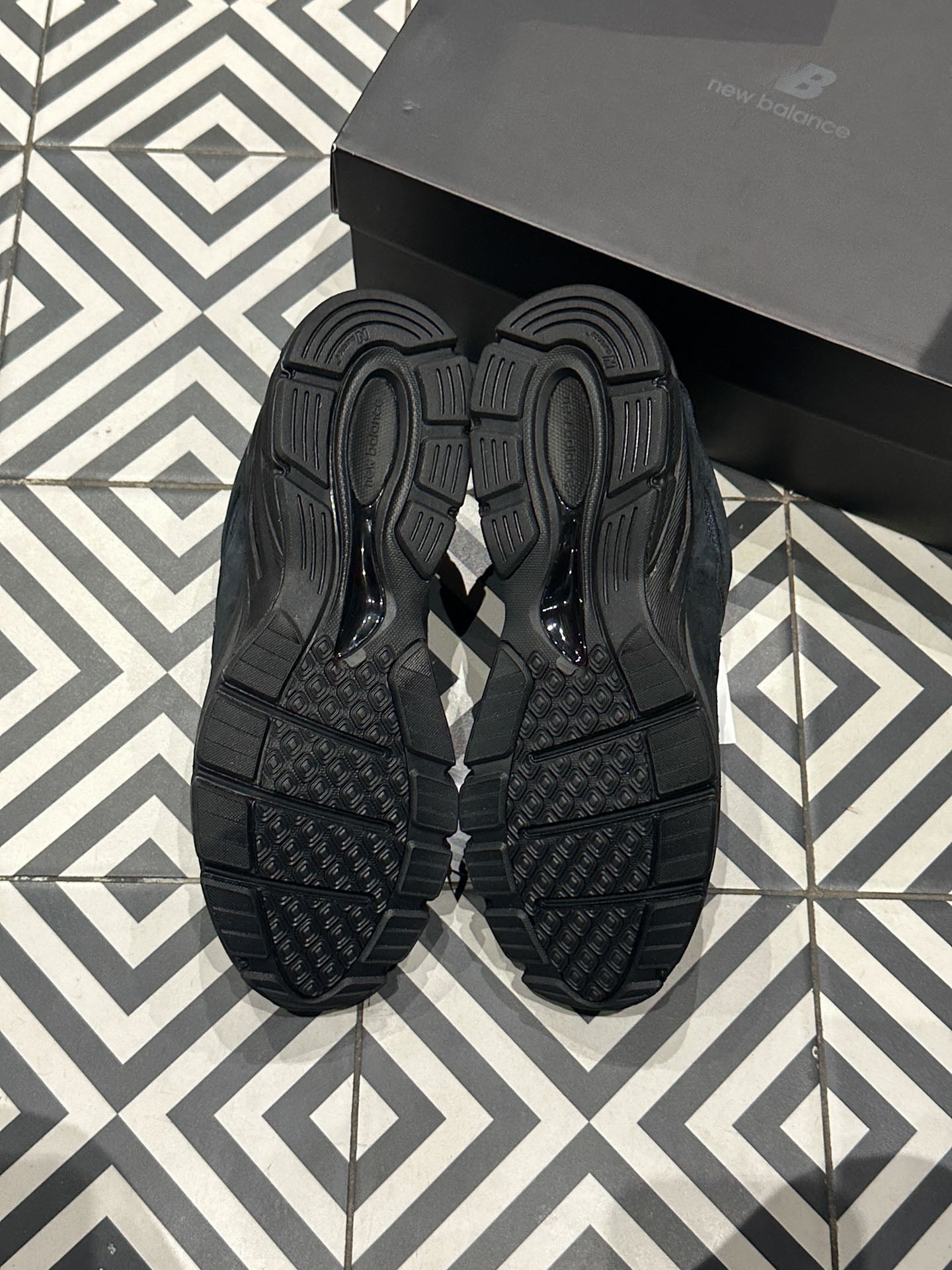 New Balance 990 V4 JJJJound Black (Taille 44)