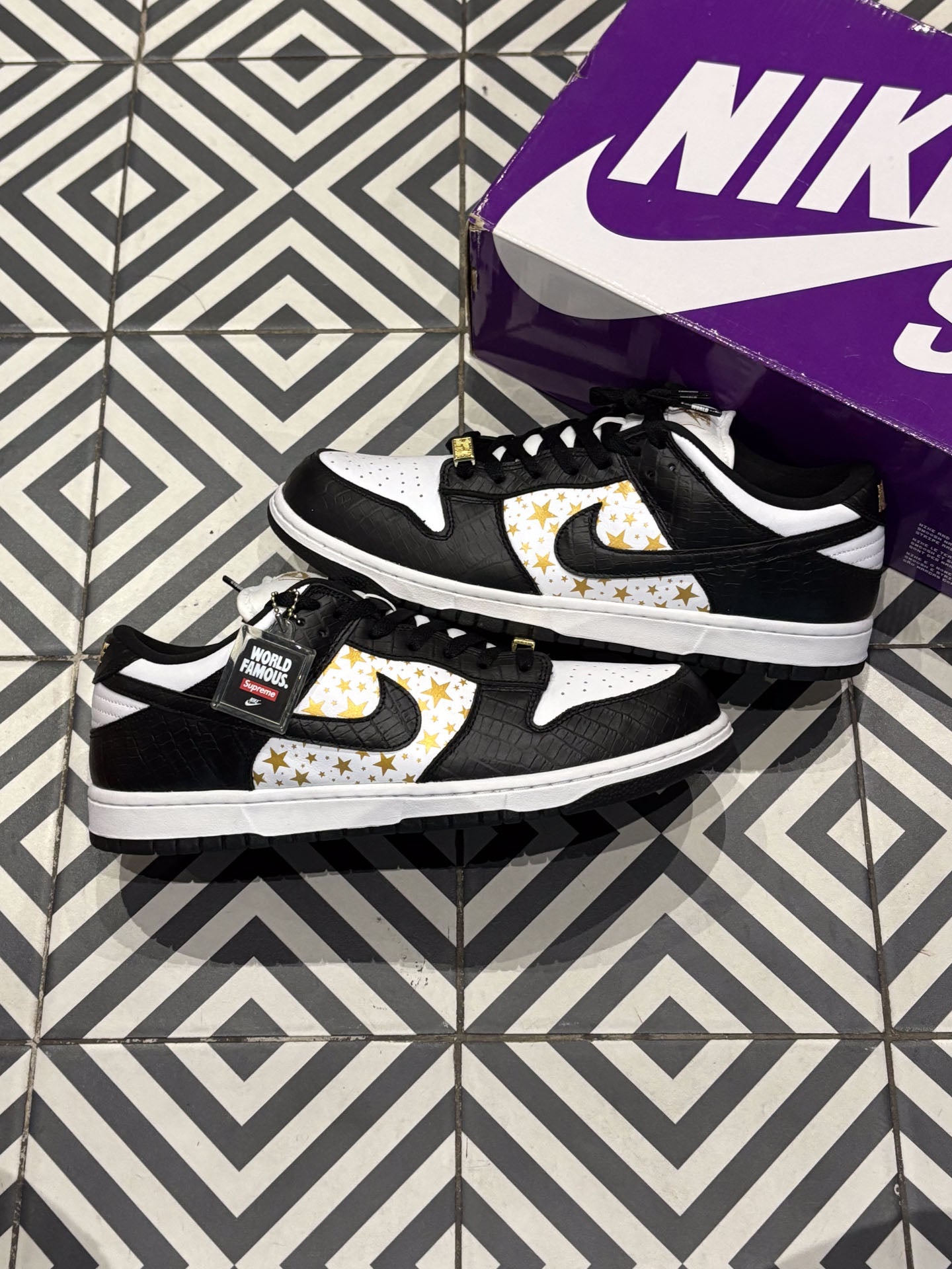 Dunk SB Supreme Black (Taille 45)