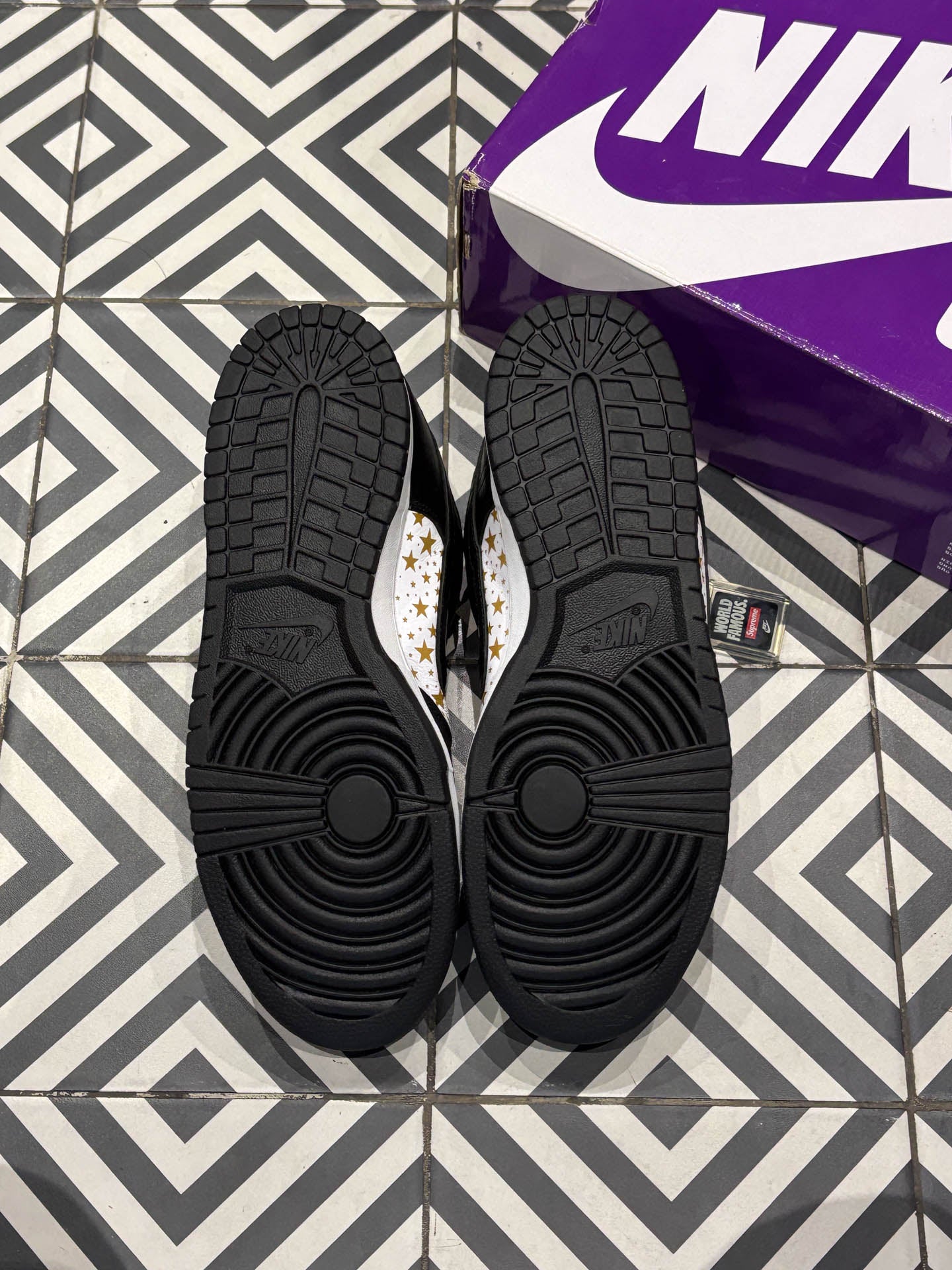 Dunk SB Supreme Black (Taille 45)