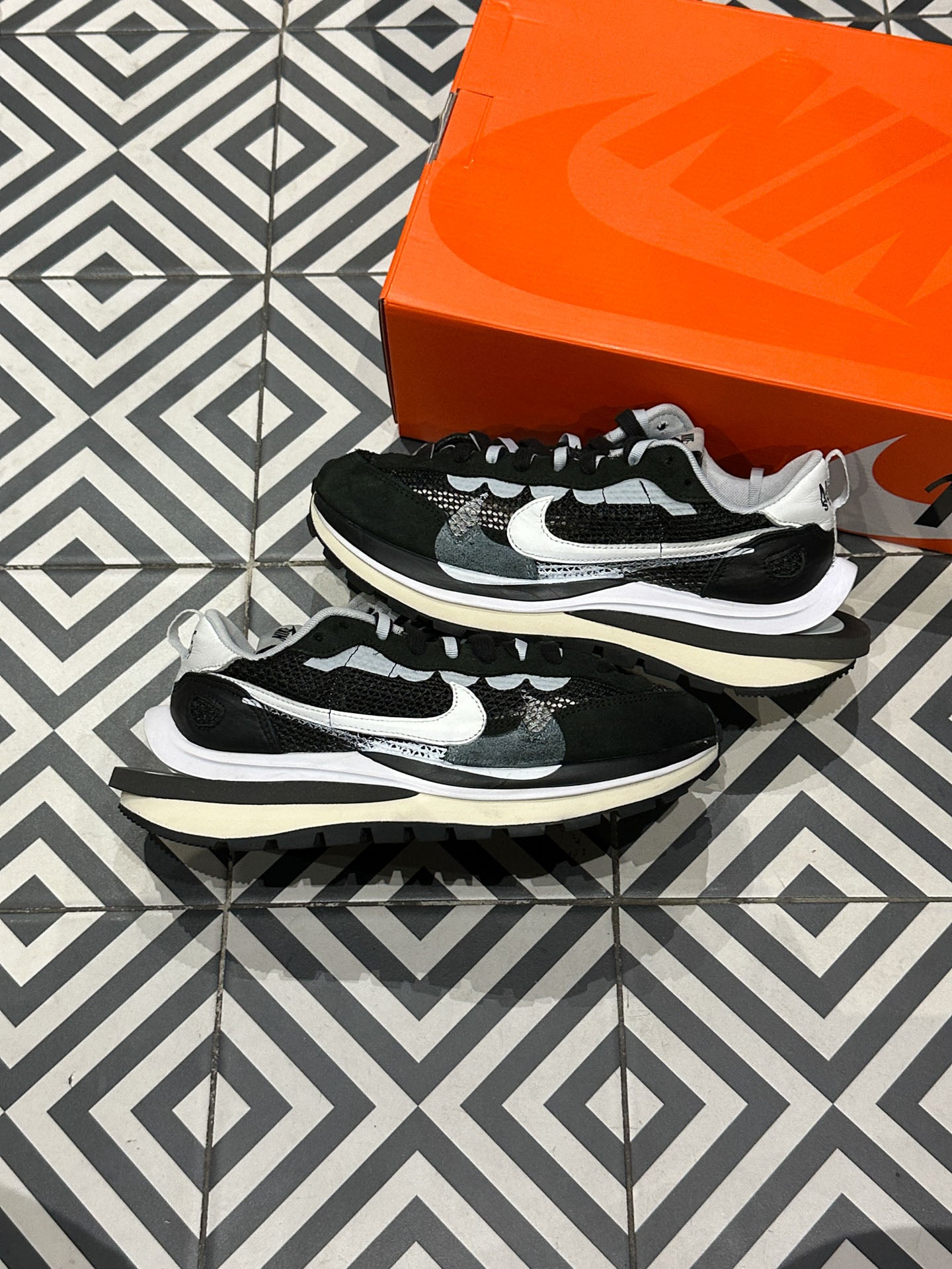 Sacai Vaporwaffle Black White (Taille 41)