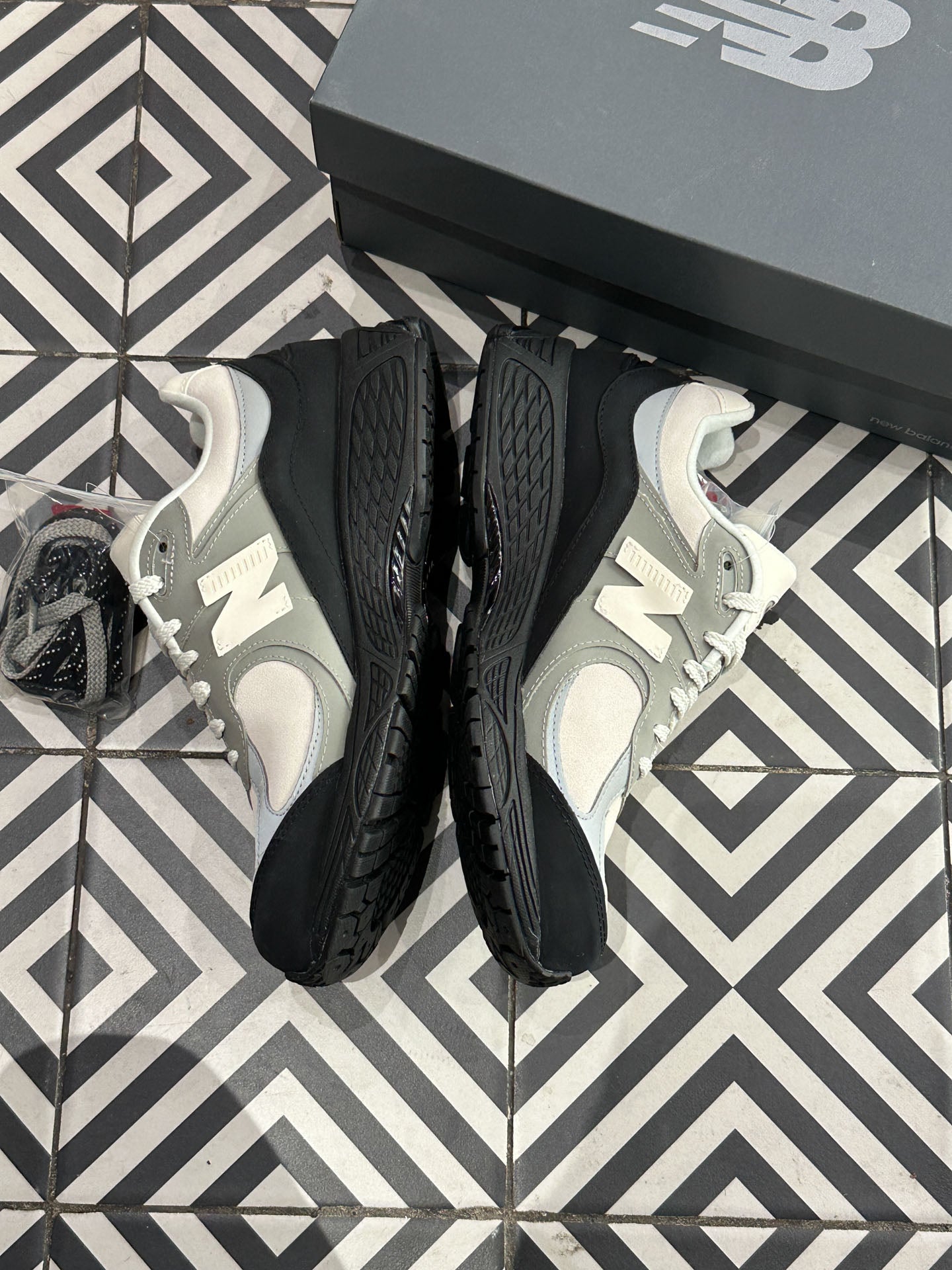 New Balance 2002R The Basement (Taille 44,5)