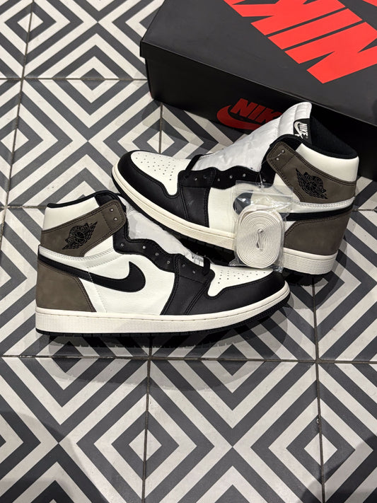 Jordan 1 High Mocha (Taille 44,5)