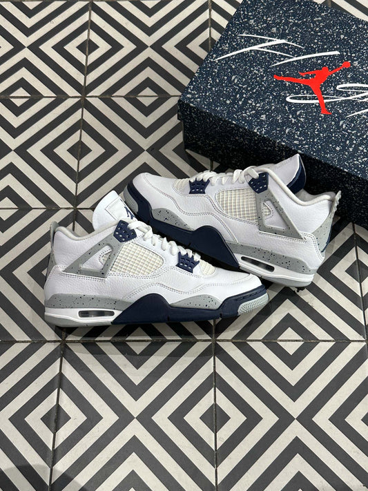 Jordan 4 Midnight Navy (Taille 42,5)